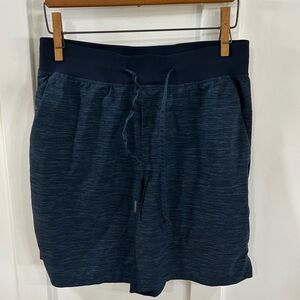 Lululemon men’s train run gym shorts